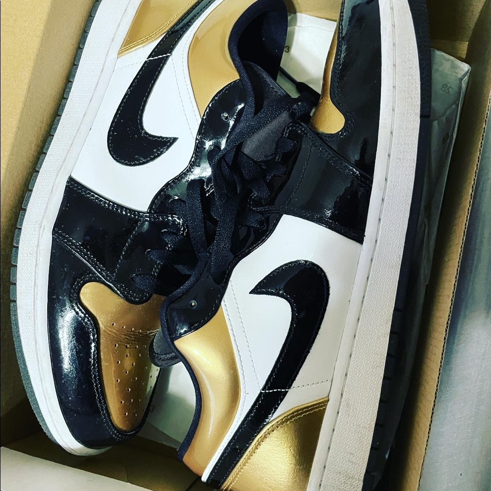 Jordan Gold Toe
